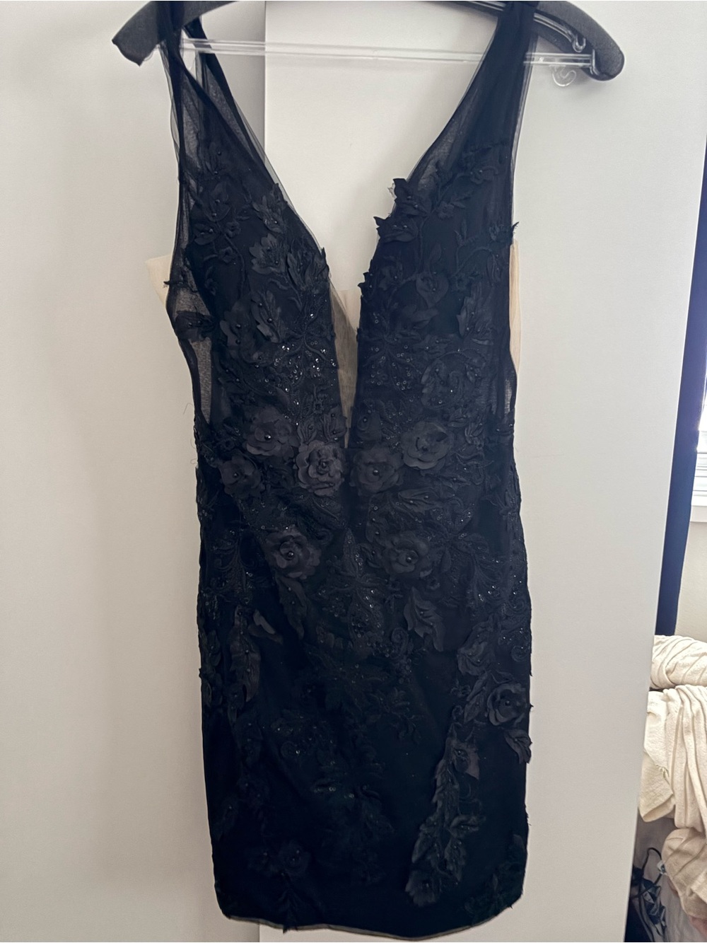 Black Floral Appliqué V-Neck Evening Dress